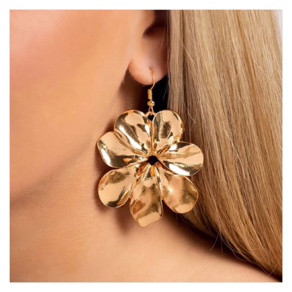 Hinging Hallmark - Gold